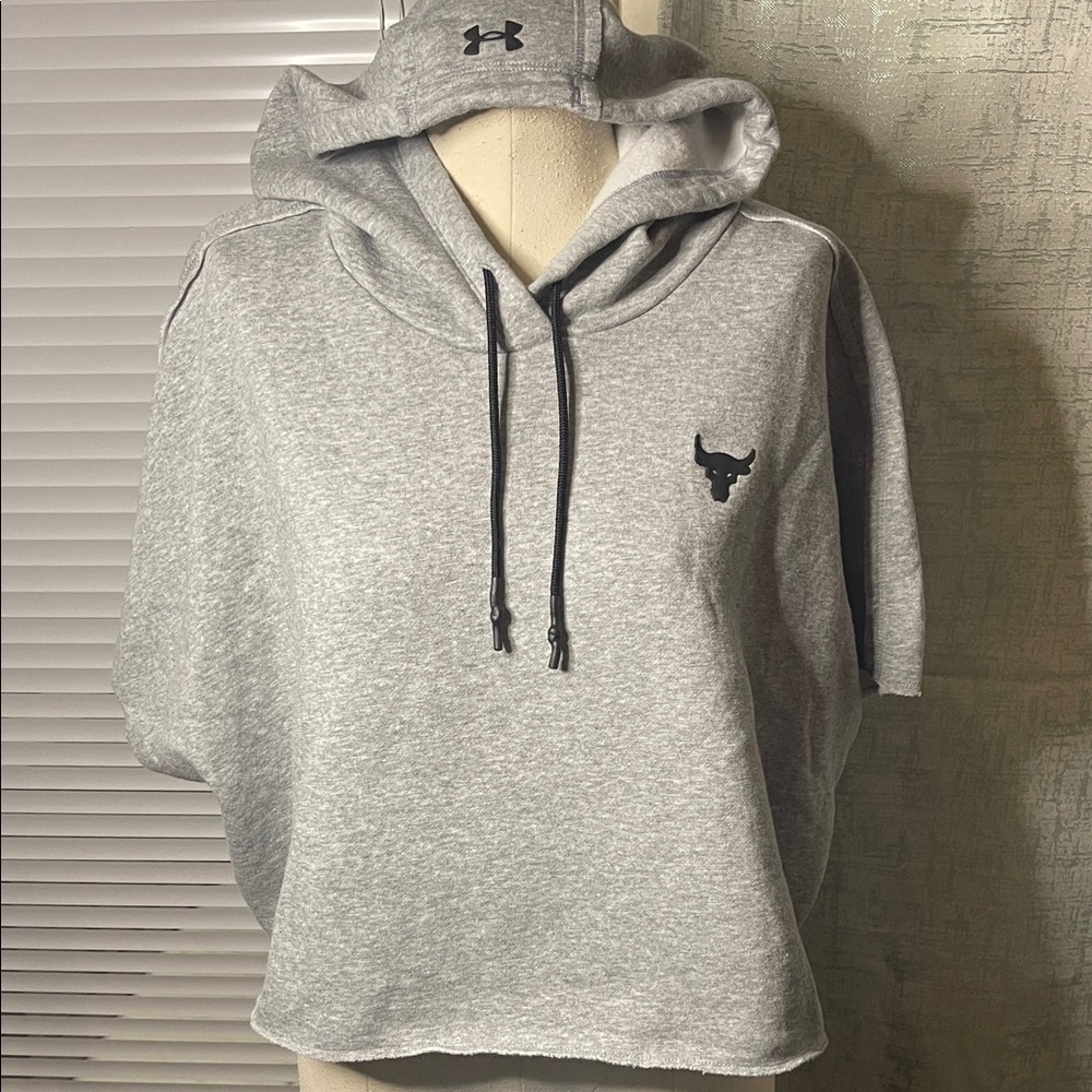 UNDER ARMOUR Heather Gray Hoodie with Bull Emblem